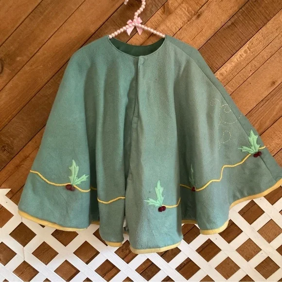 Vintage felt Disney character Christmas tree skirt - Picture 7 of 16